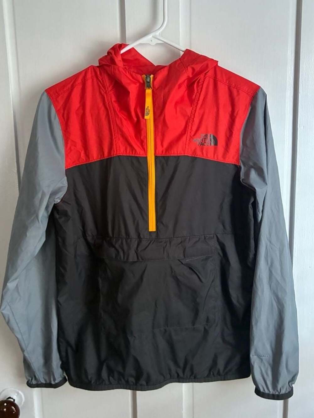 The North Face Boys Fanorak Windbreaker Hooded Pullover Jacket
